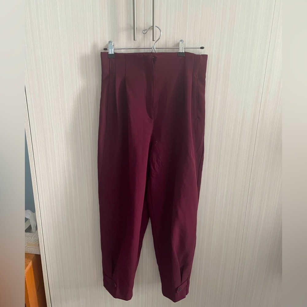 Cute Slightly Cropped Dynamite Dress Pants